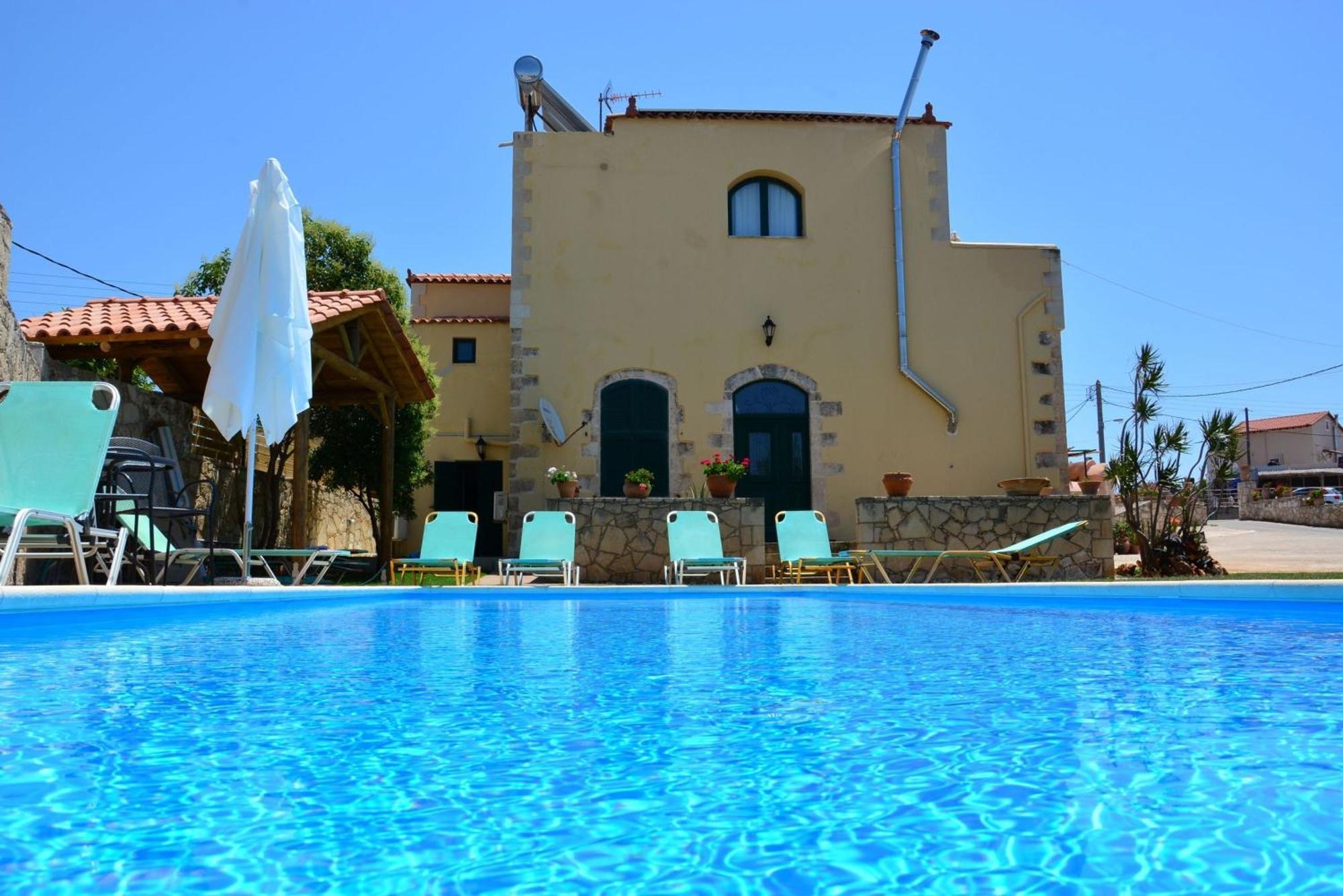 Skandalis Apartments With Pool Chorafakia Luaran gambar